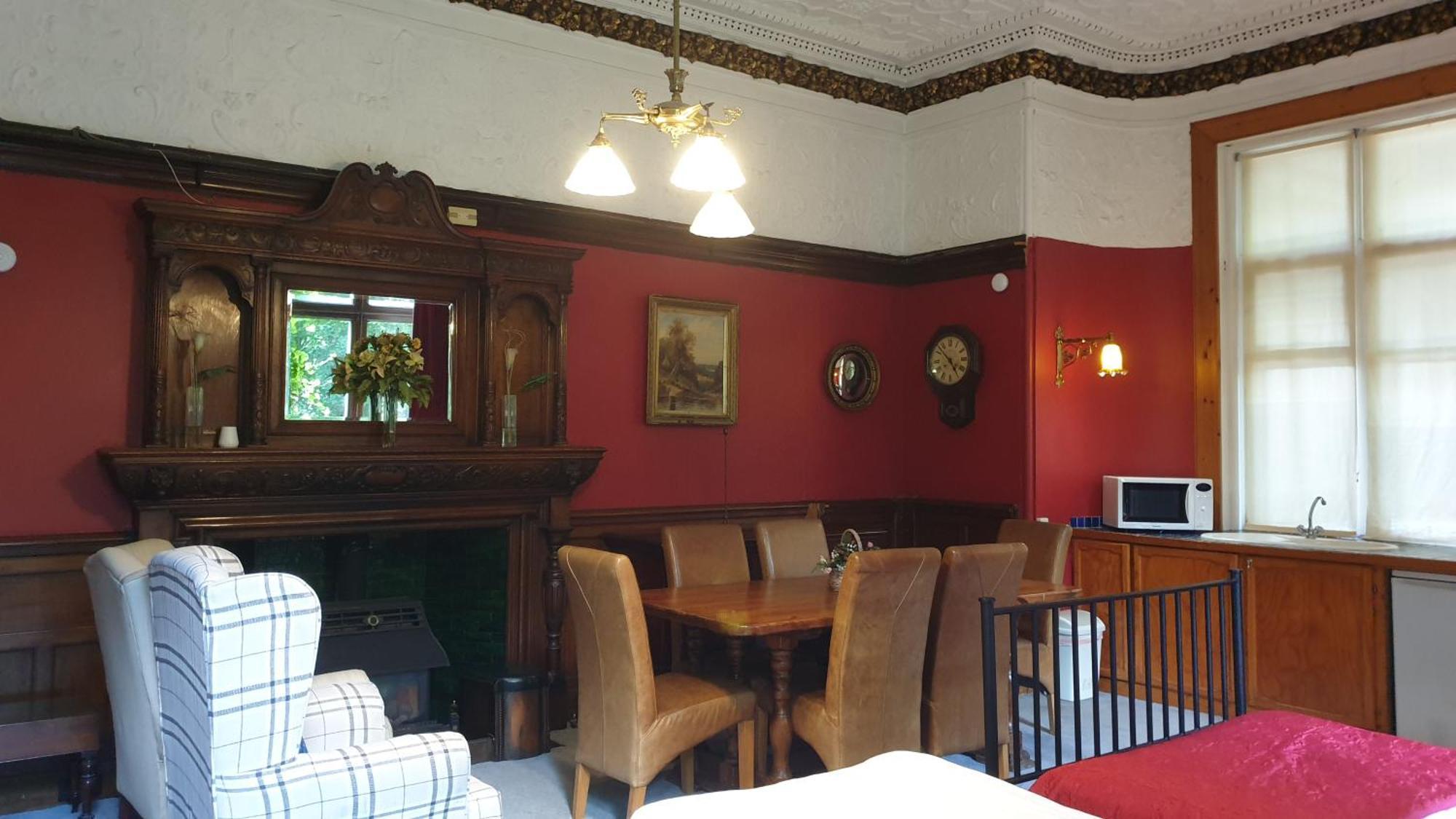 Newhall Glasgow Buitenkant foto